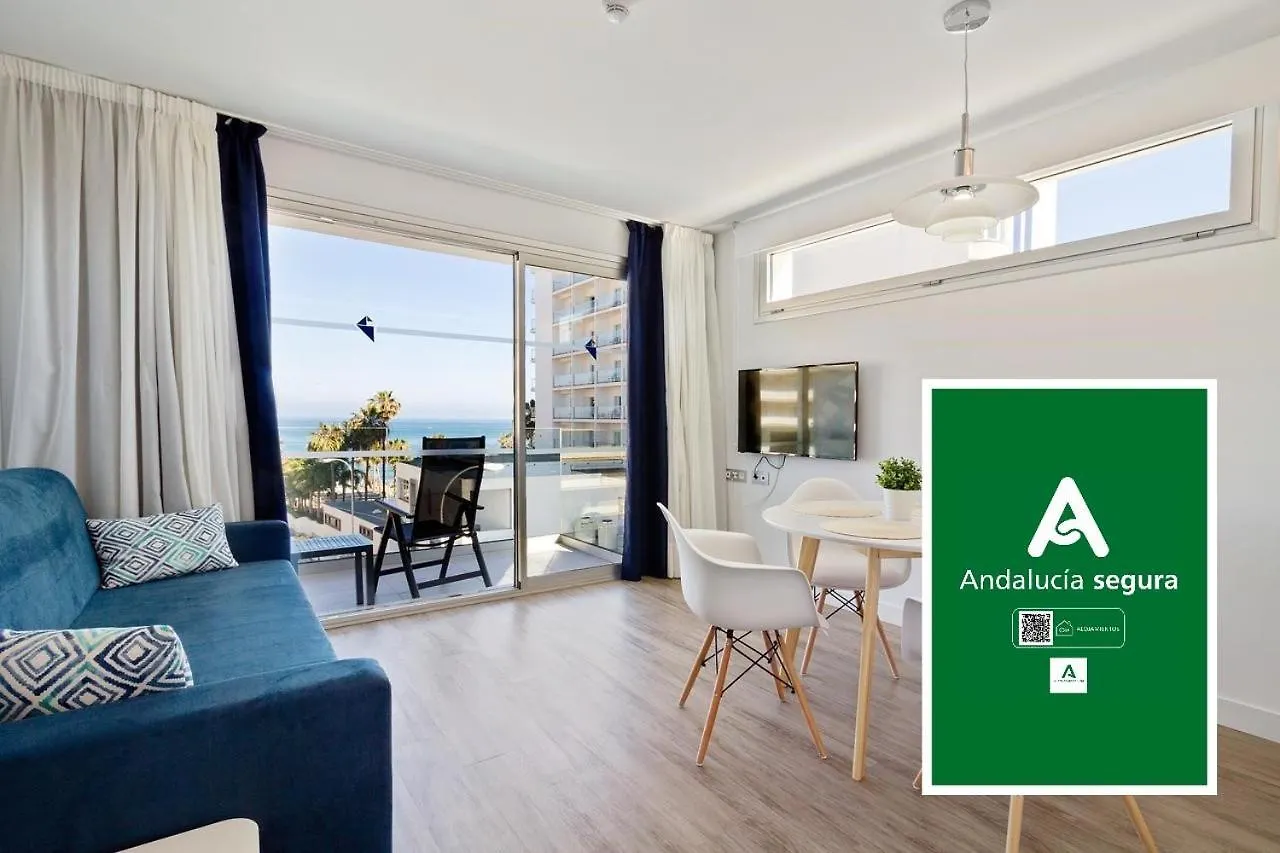 טורמולינוס Carihuela Suites