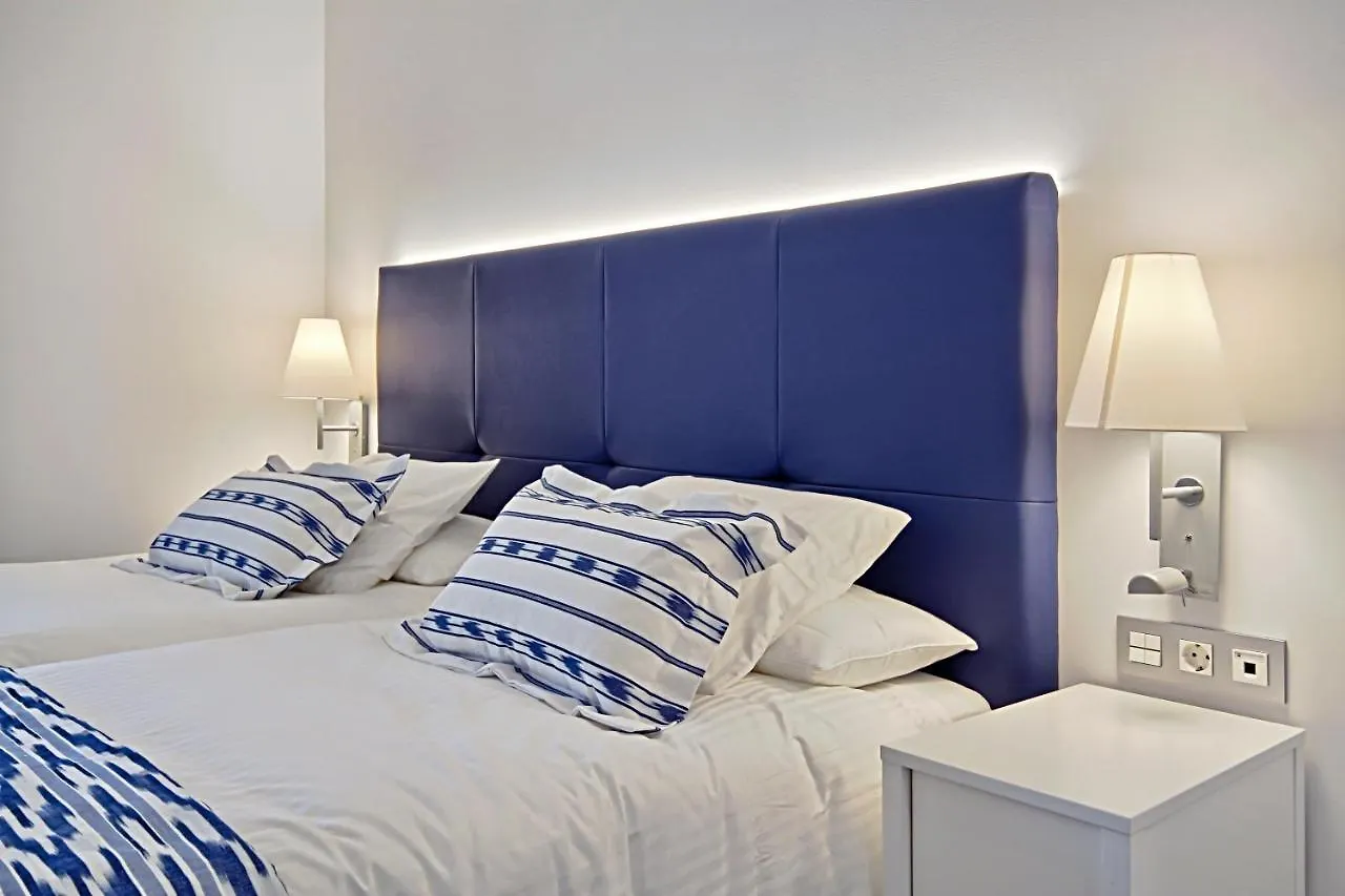 טורמולינוס Carihuela Suites ספרד