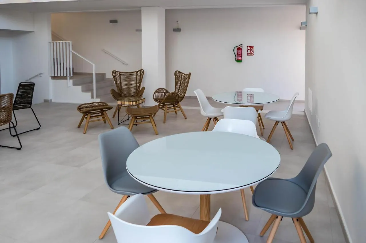 Carihuela Suites Torremolinos Apartment